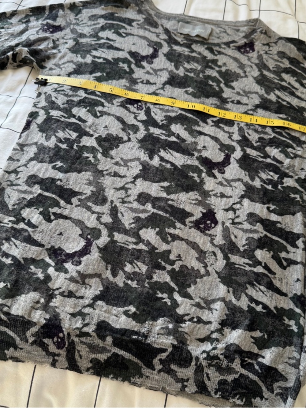 Zadig & Voltaire Gray Camo and Skulls Print Cashmere Sweater size M - Picture 10 of 14